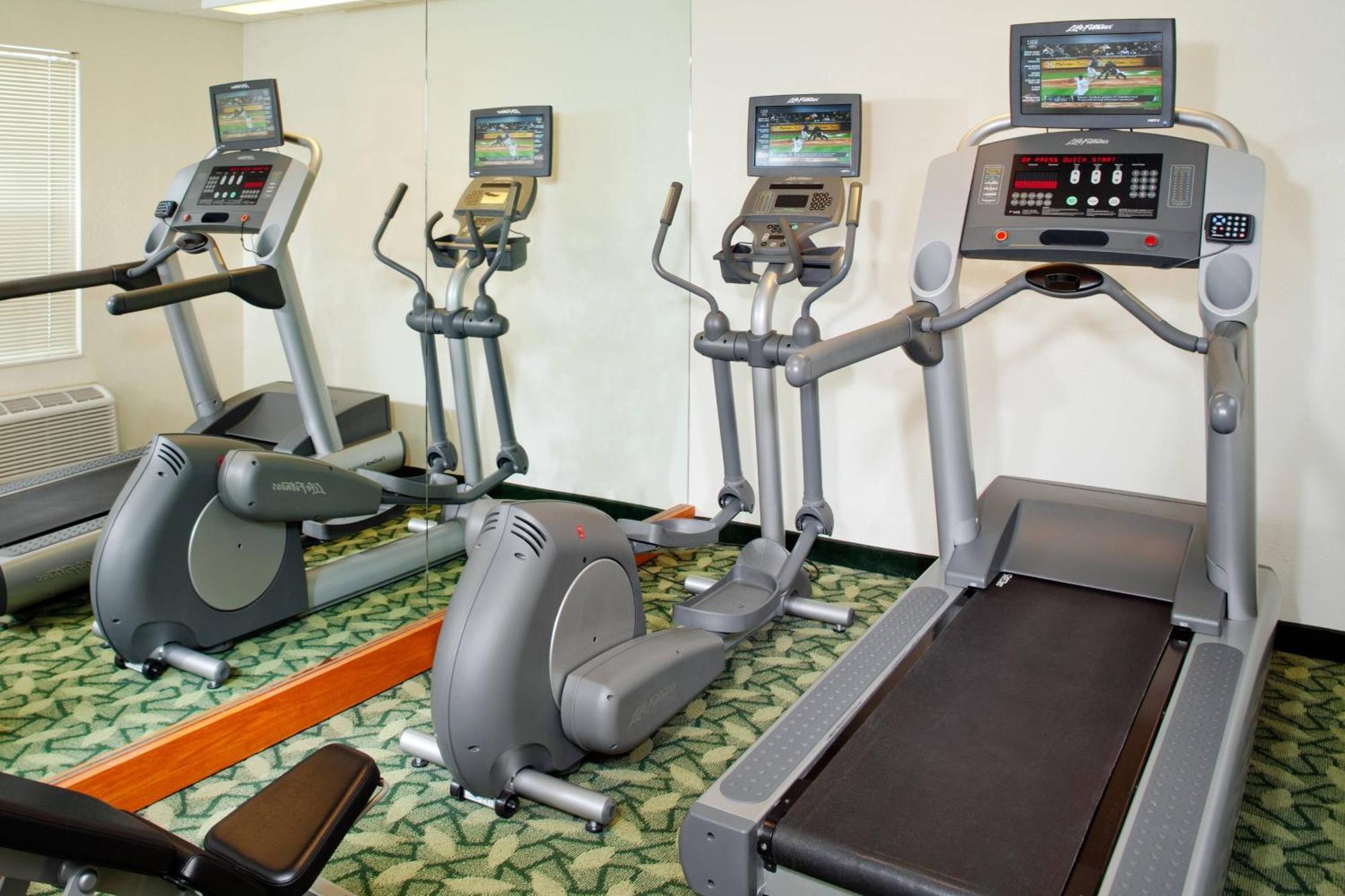 Towneplace Suites By Marriott Cleveland Westlake Zewnętrze zdjęcie
