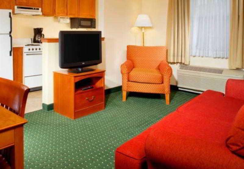 Towneplace Suites By Marriott Cleveland Westlake Zewnętrze zdjęcie